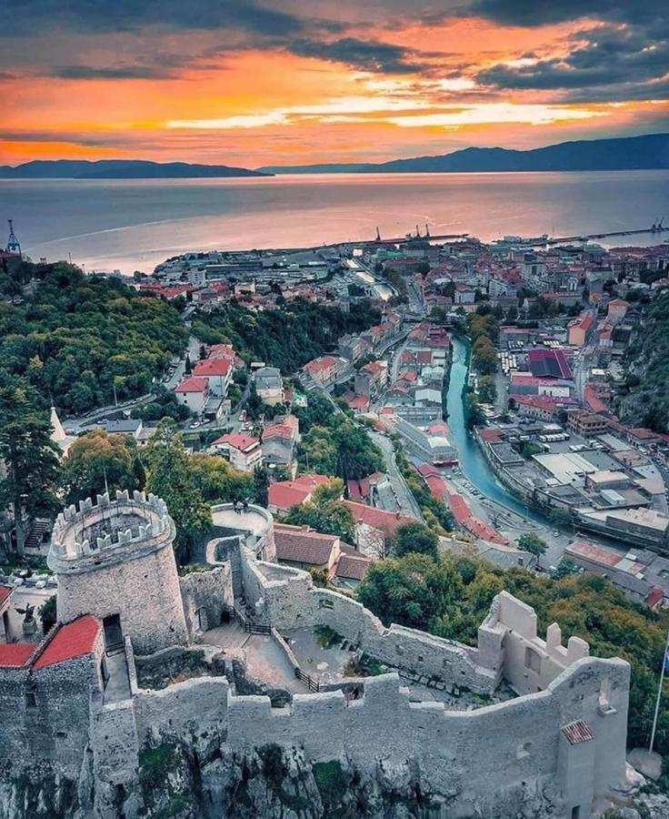 Trsatika Apartment Rijeka Ngoại thất bức ảnh